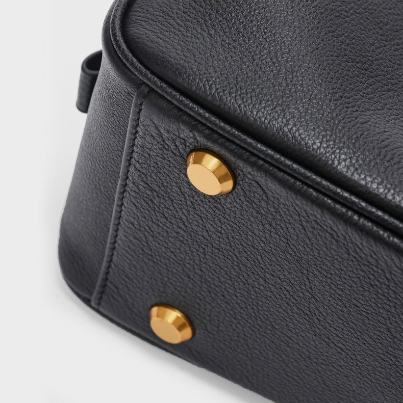 日本HONAYIN頭層牛皮CARRIEBOWLING法棍包 #L2530
